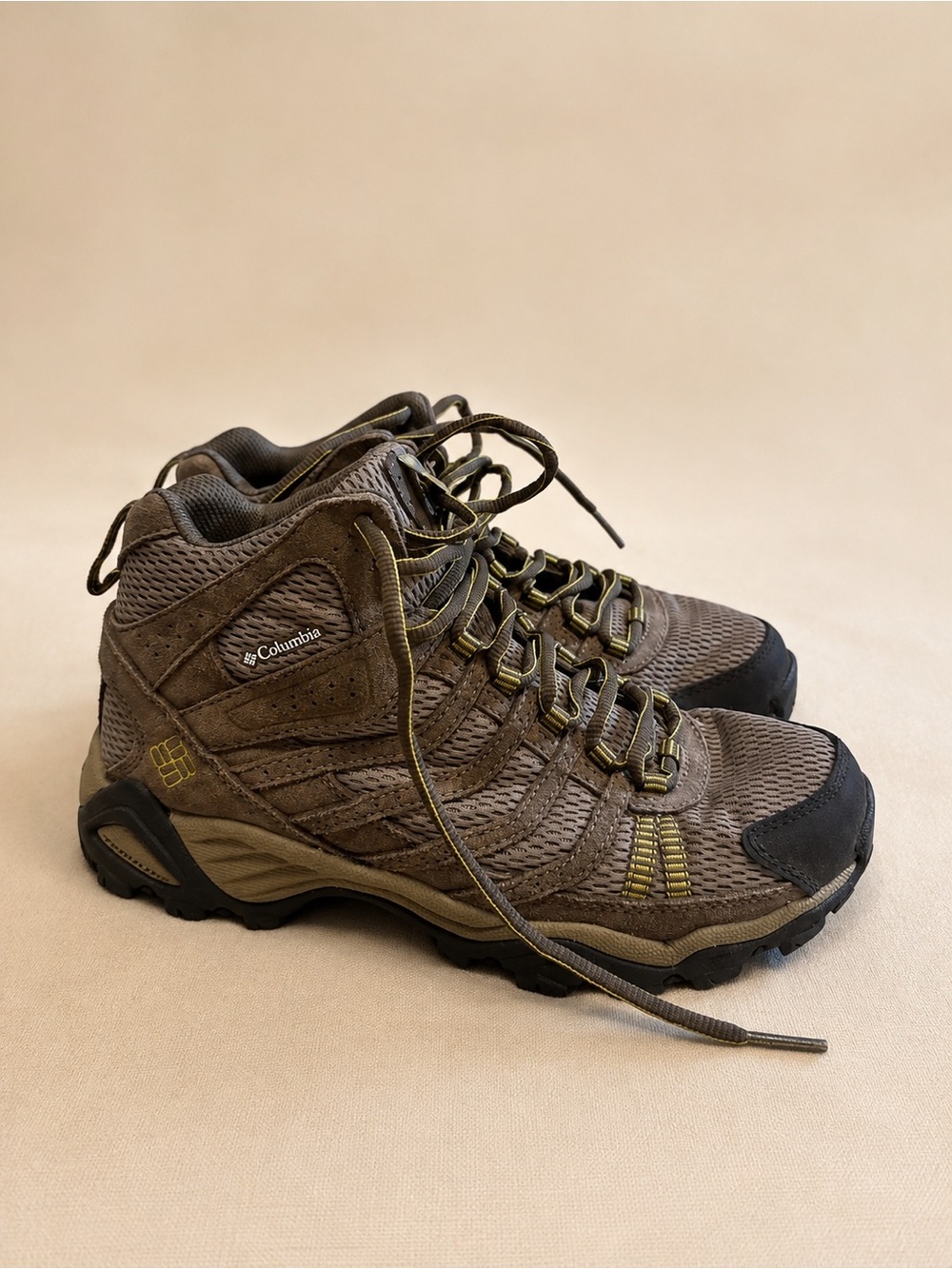 Columbia Women’s Hiking Boots Brown Size 7